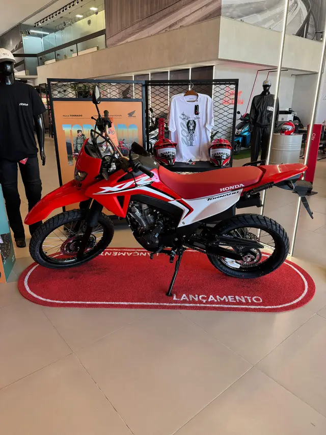 Moto Honda XR 300L 2025 Tornado