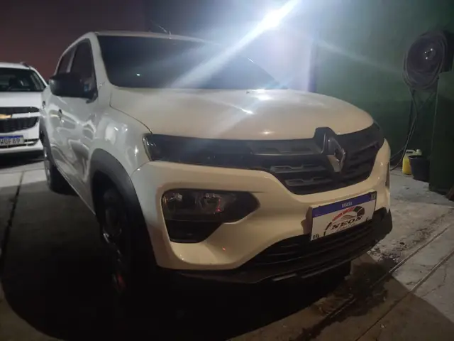 Carro Renault Kwid 2023 Zen 1.0 12v SCe (Flex)