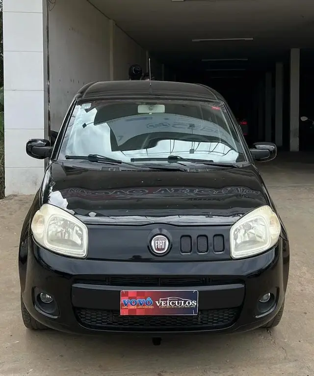 Carro Fiat Uno 2011 Vivace 1.0 8V (Flex) 4p