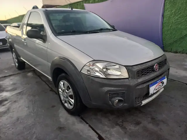 Carro Fiat Strada 2017 Hard Working 1.4 (Flex) (Cabine Simples)
