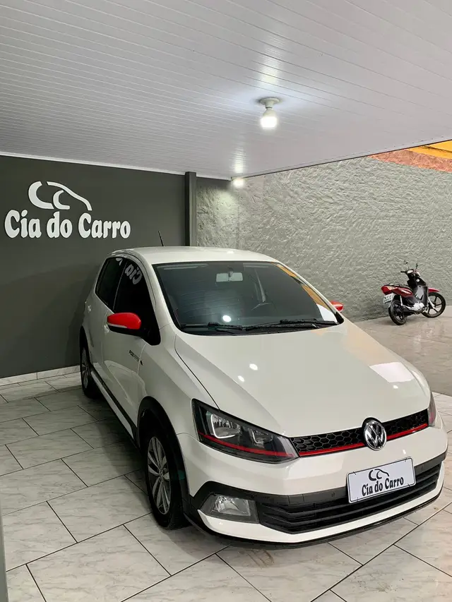 Carro Volkswagen Fox 2017 1.6 16v MSI Pepper (Flex)