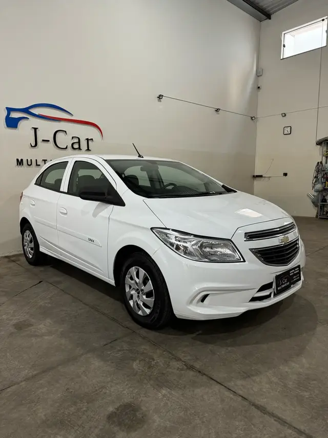 Carro Chevrolet Onix 2015 1.0 LT SPE/4