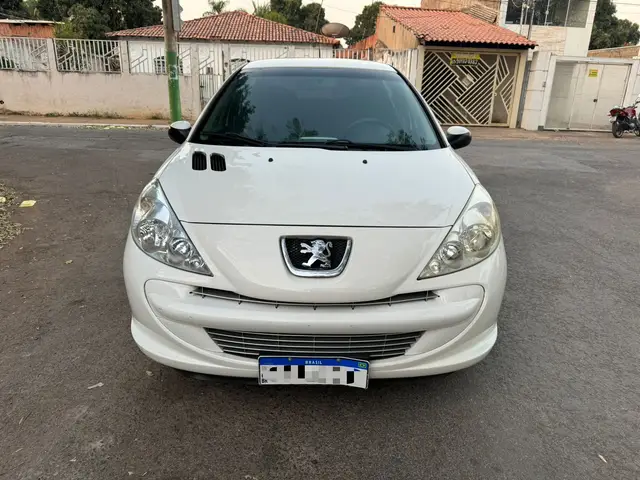 Carro Peugeot 207 Sedan 2013 207 Passion XR 1.4 8V (flex)