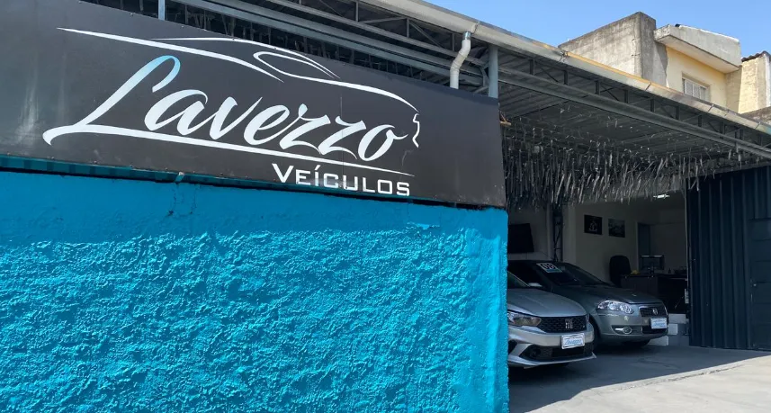 Fachada da loja LAVEZZO VEICULOS - São Paulo - SP