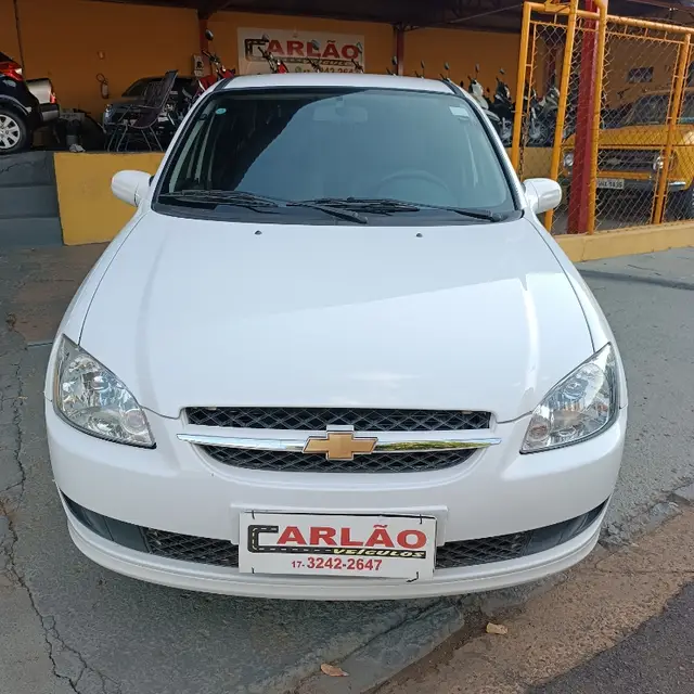 Carro Chevrolet Classic 2011 1.0 VHC (Flex)