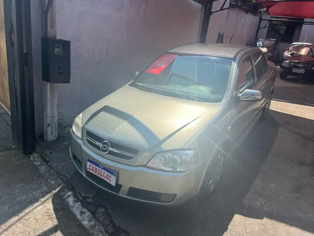 Carro Chevrolet Astra Sedan 2007 Advantage 2.0 (Flex)