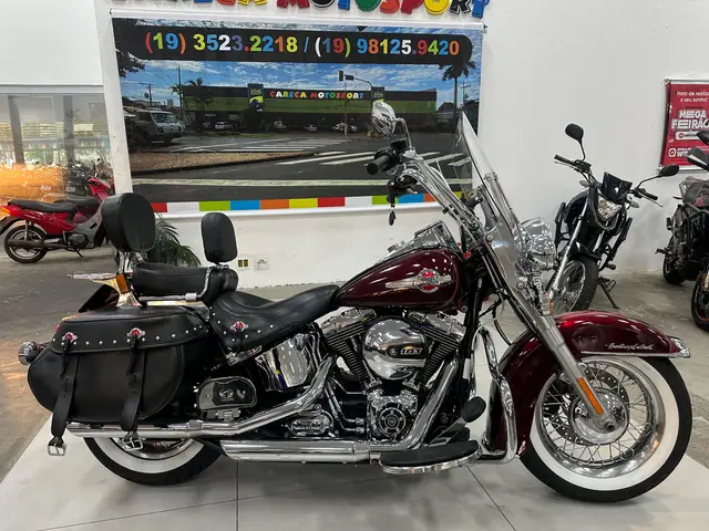Carro Harley-Davidson Softail 2017 Heritage Classic