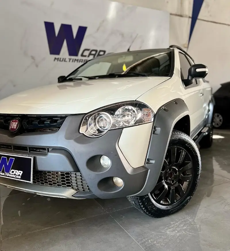 Fiat Strada Adventure 1.8 16V (Flex) (Cabine Estendida)