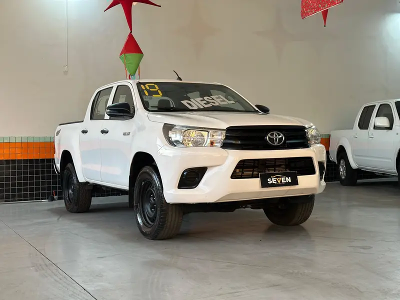 Toyota Hilux Cabine Dupla Hilux 2.8 TDI CD STD Narrow 4x4