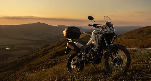 Moto Honda XRE 300 2025 Adventure