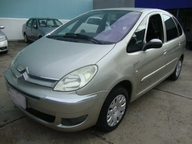 Carro Citroën Xsara Picasso 2011 Exclusive 1.6 16V (flex)