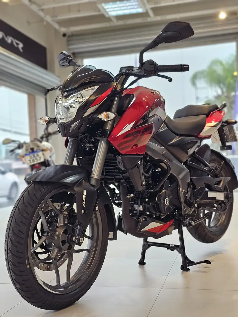 Bajaj Dominar 200 DOMINAR 200