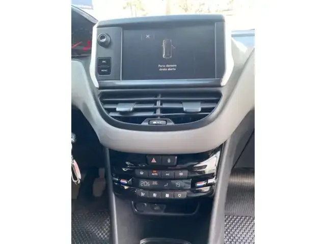 Carro Peugeot 208 2017 Active Pack 1.2 12V (Flex)