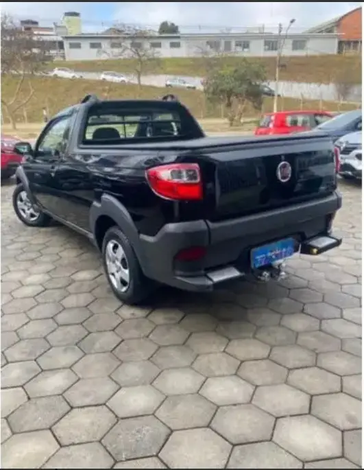 Carro Fiat Strada 2018 Hard Working 1.4 (Flex) (Cabine Simples)