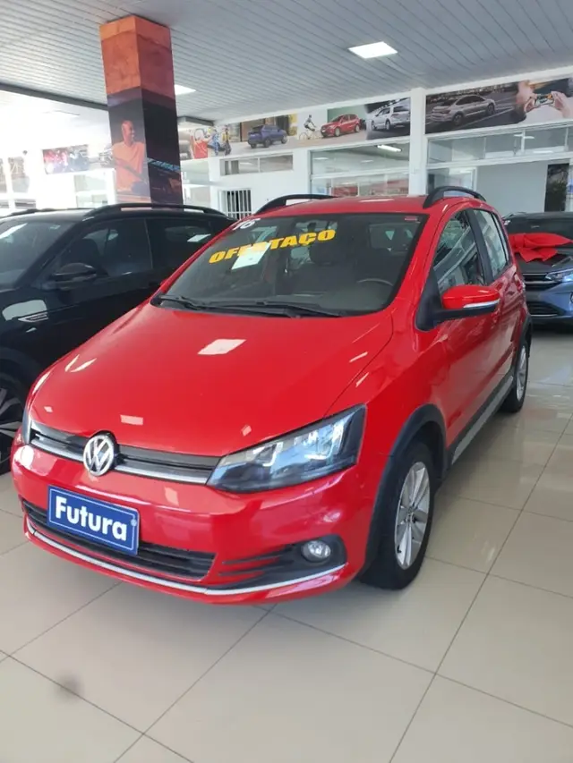 Carro Volkswagen Fox 2016 1.0 MPI Track (Flex)