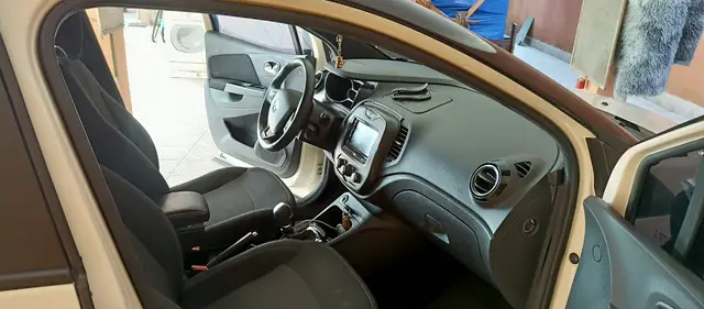 Carro Renault Captur 2021 Life 1.6 16v SCe CVT (Flex)