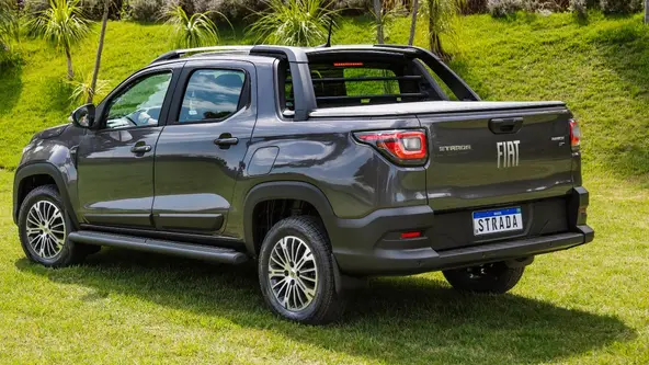 Picape da Fiat abre boa diferença para o segundo colocado no oitavo mês do ano