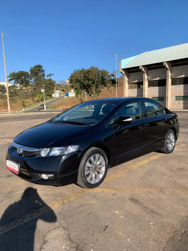 Carro Honda Civic 2011 New  LXL 1.8 i-VTEC (Couro) (Flex)