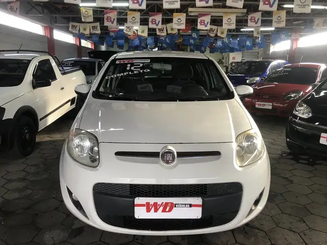 Carro Fiat Palio 2012 Attractive 1.0 8V (Flex)
