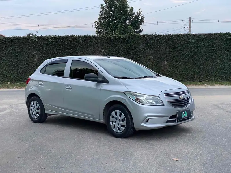 Chevrolet Onix 1.0 LT SPE/4