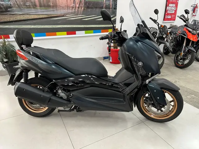 Carro Yamaha XMax 2023 ABS