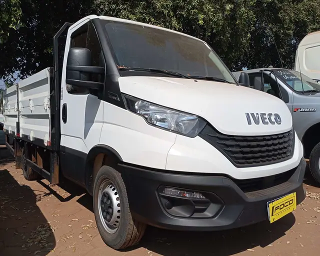 Carro Iveco Daily Chassi 2022 DAILY CITY CH. 30-130 Longo 2.3 (Diesel)