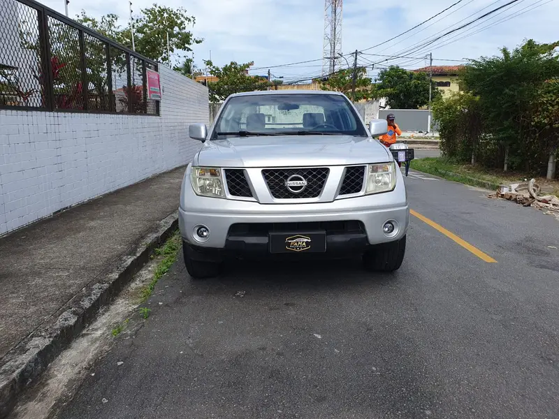Nissan XE 4x2 2.5 16V (cab. dupla)