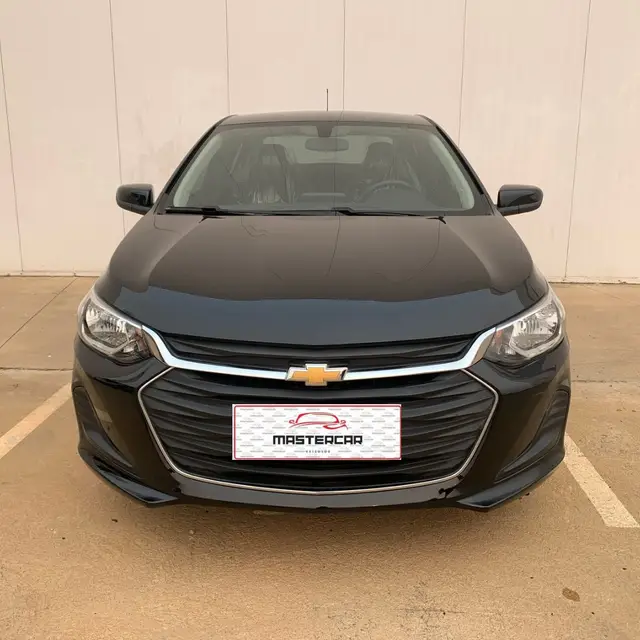 Carro Chevrolet Onix Plus 2023 LT 1.0