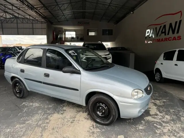 Carro Chevrolet Classic 2010 Life 1.0 VHCE (Flex)