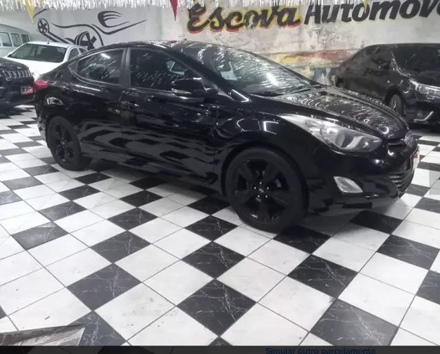 Carro Hyundai Elantra 2012 Sedan 1.8 GLS (aut)
