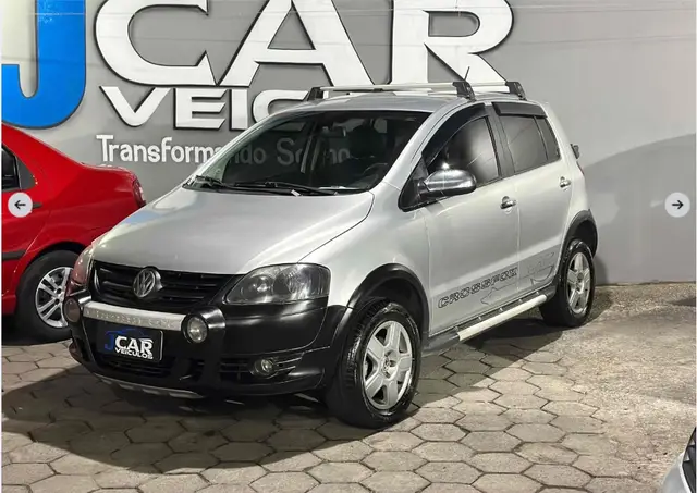 Carro Volkswagen CrossFox 2009 1.6 (Flex)
