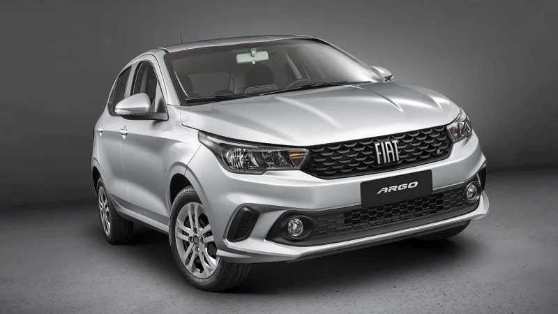 Fiat Argo 2021 ganha emblema da Strada, perde versão e fica mais caro