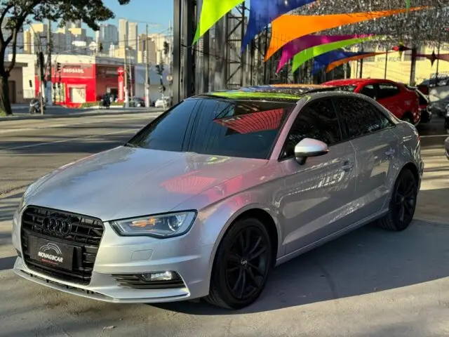 Carro Audi A3 2015 1.8 TFSI Ambition S Tronic