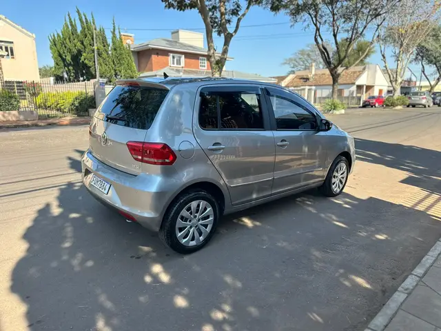 Carro Volkswagen Fox 2018 1.6 MSI Trendline (Flex)