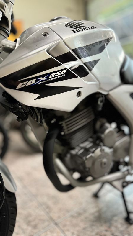 CBX 250 Twister