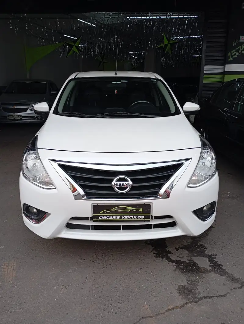 Nissan Versa 1.6 16V SL FlexStart (Flex)