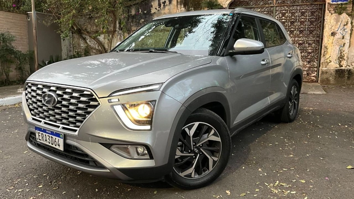 Pedal do freio do SUV pode ficar duro em frenagens; chamado atinge unidades das linhas 2024 e 2025
