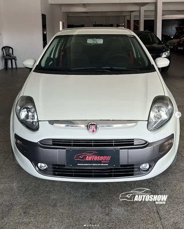 Carro Fiat Punto 2014 Sporting 1.8 16V (Flex)