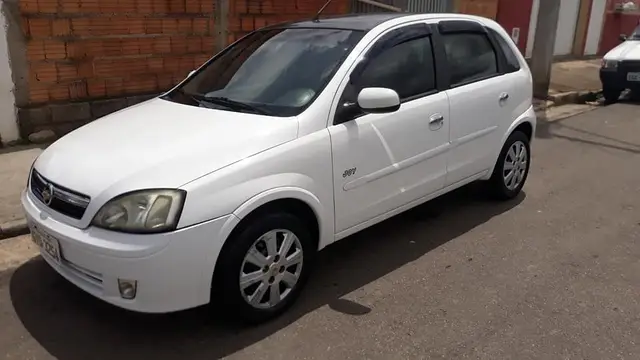 Carro Chevrolet Corsa Hatch 2005 Joy 1.0 (Flex)