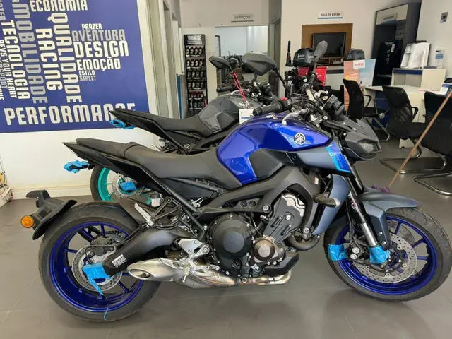 Carro Yamaha MT-09  2024 ABS