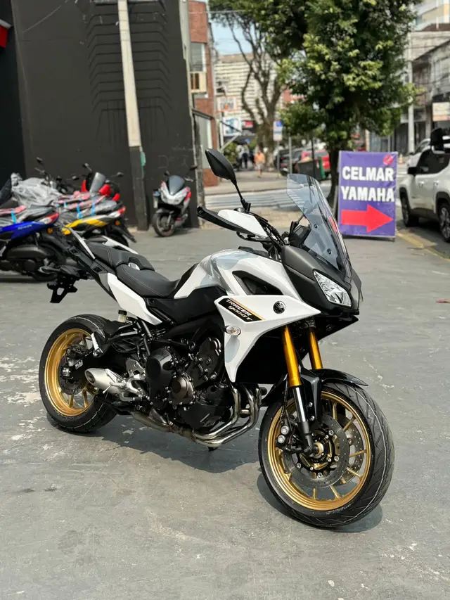Carro Yamaha Tracer 900 GT 2025 ABS