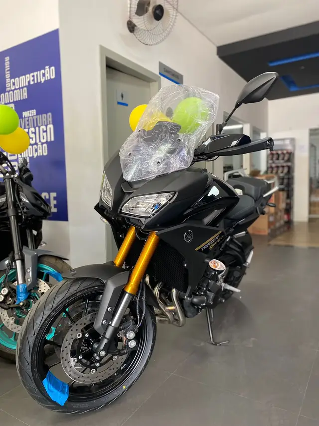 Carro Yamaha Tracer 900 GT 2025 ABS