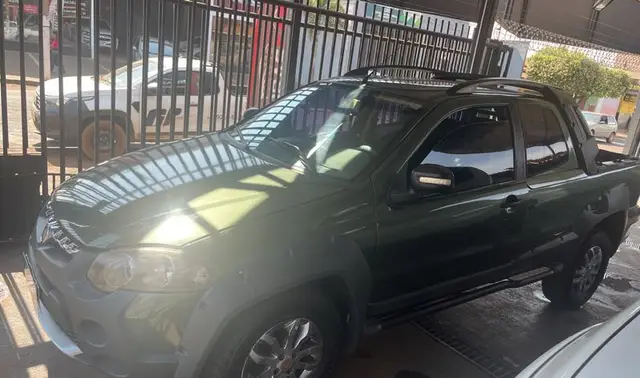 Carro Fiat Strada 2013 Adventure 1.8 16V (Flex) (Cabine Dupla)