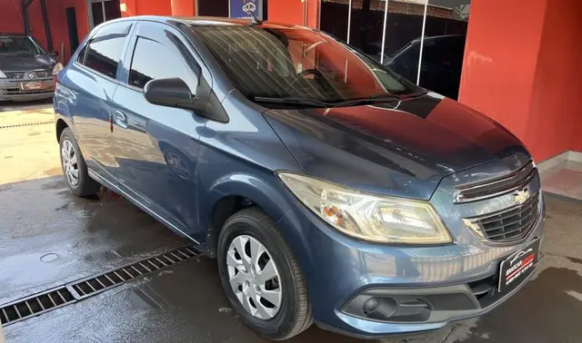 Carro Chevrolet Onix 2014 1.0 LT SPE/4