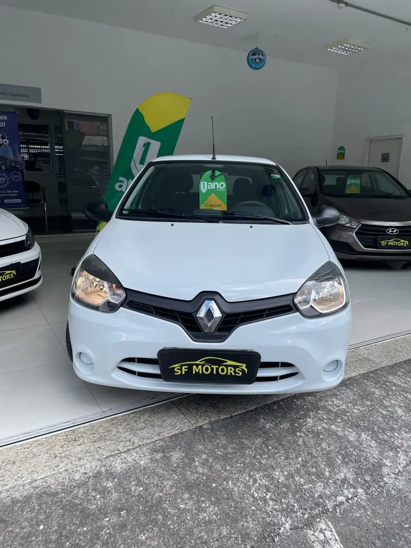 Renault Clio Hatch. RN 1.0 16V
