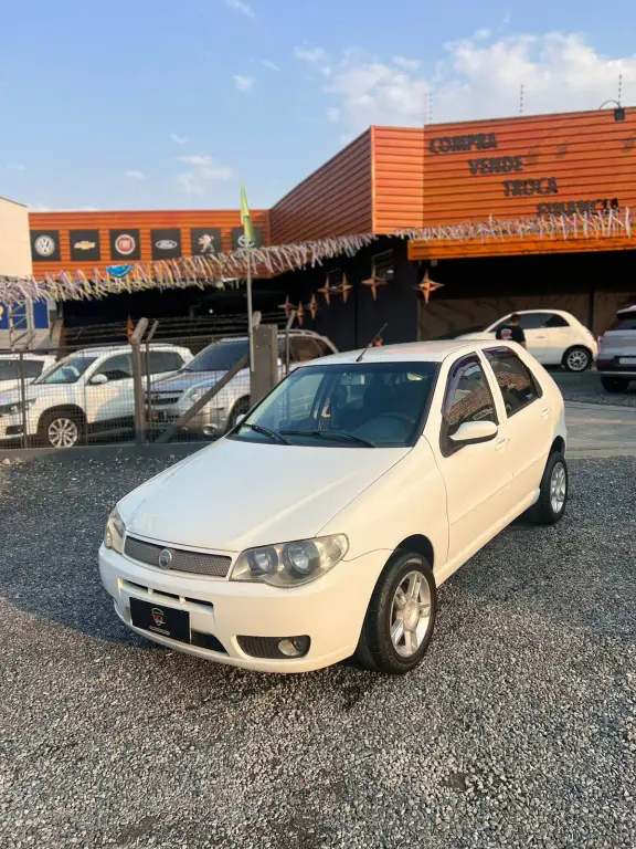 Carro Fiat Palio 2006 ELX 1.4 (Flex)