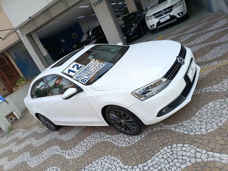 Volkswagen Jetta 2.0 TSI Highline DSG