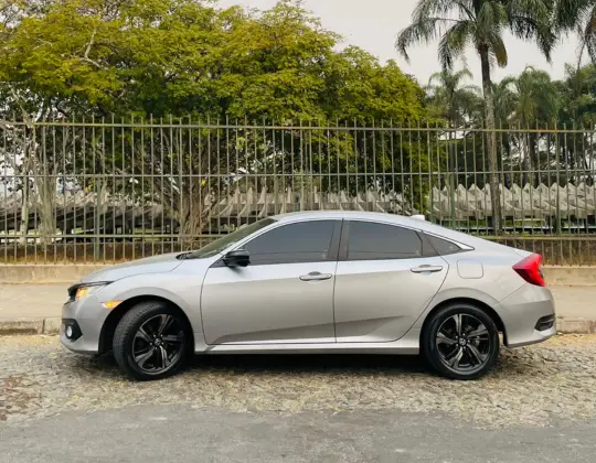 Honda Civic Sport 2.0 i-VTEC CVT