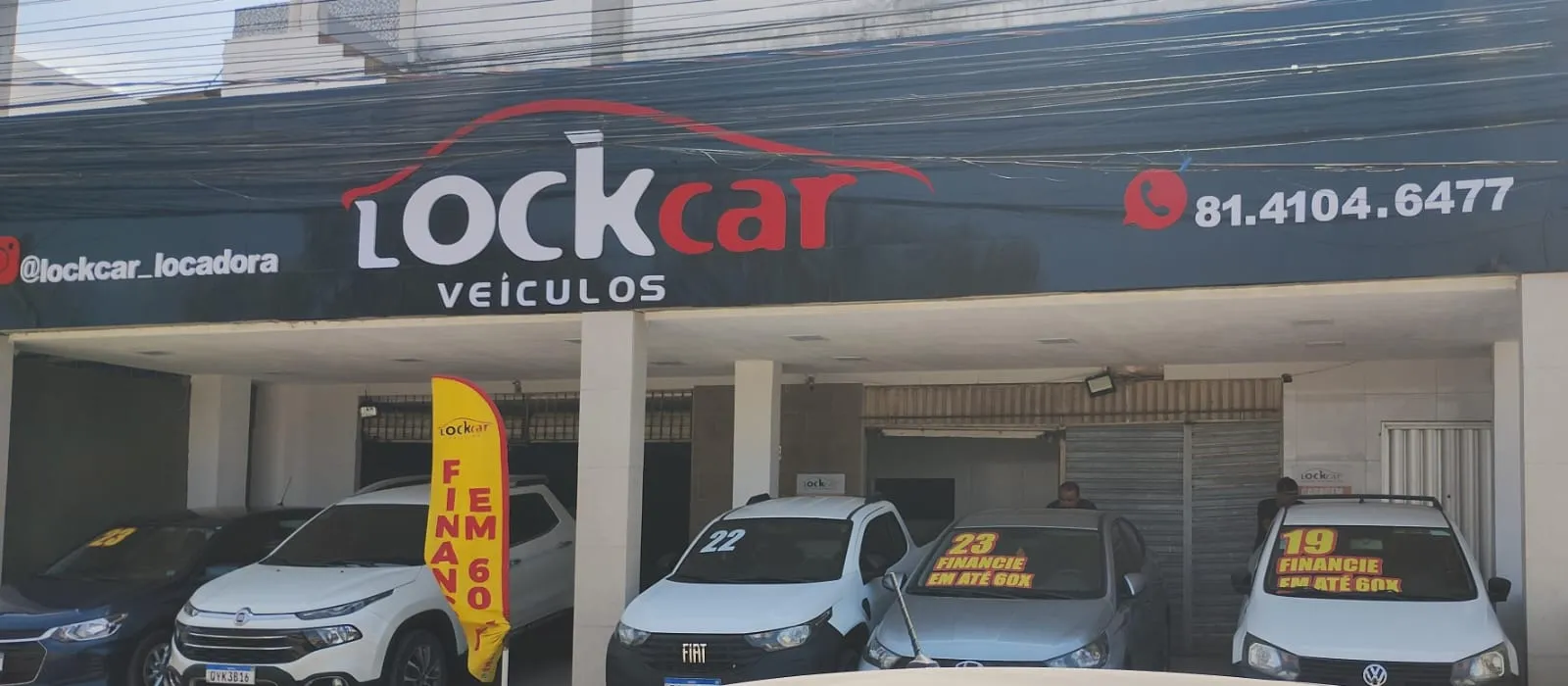 Fachada da loja LOCKCAR MULTIMARCAS - Olinda - PE