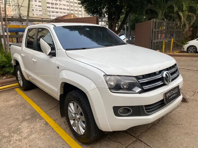 Carro Volkswagen Amarok 2015 2.0 CD 4x4 TDi Highline (Aut)